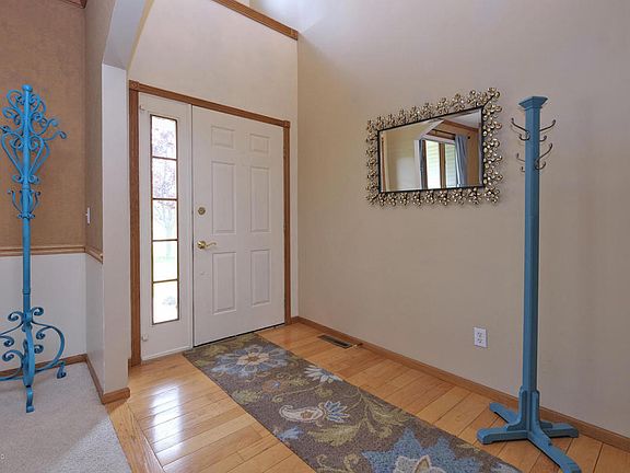 3rd image of 292 Deer Path Ln