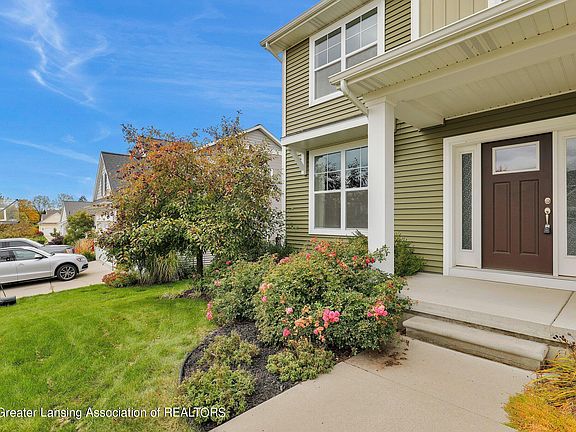 4th image of 11840 Claridge Dr