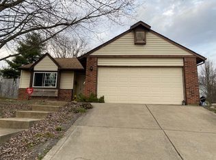 360 E Brittany Way, Ellettsville, IN 47429