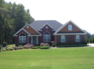 261 E Dixie Hwy, Rutledge, GA 30663