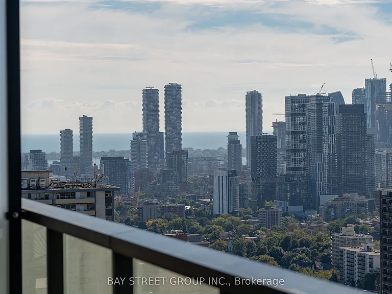 575 Bloor St E #3310 — Photo 31