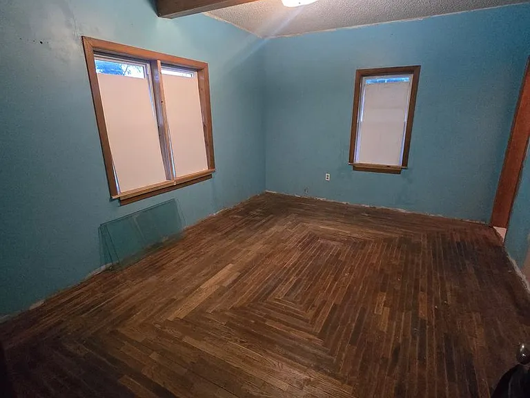 1405 Redwood Rd — Photo 20