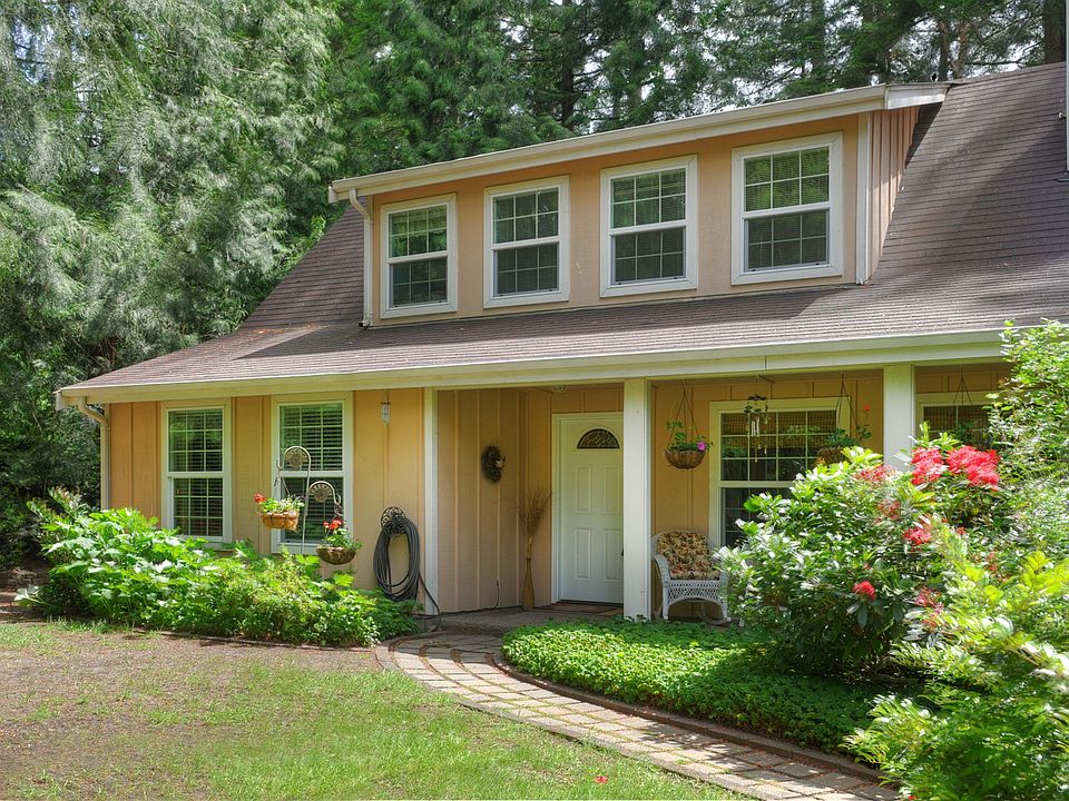 1st image of 1930 NE Hogue Ct