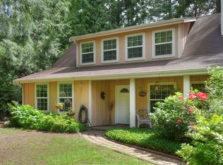 1930 NE Hogue Ct, Poulsbo, WA 98370
