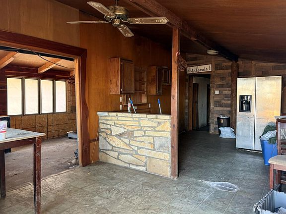 2nd image of 298 Highway 63