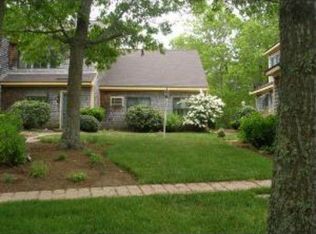 4 Roundhouse Rd, Bourne, MA 02532
