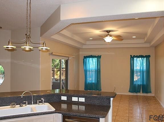 4th image of 17 Forsythe Ln