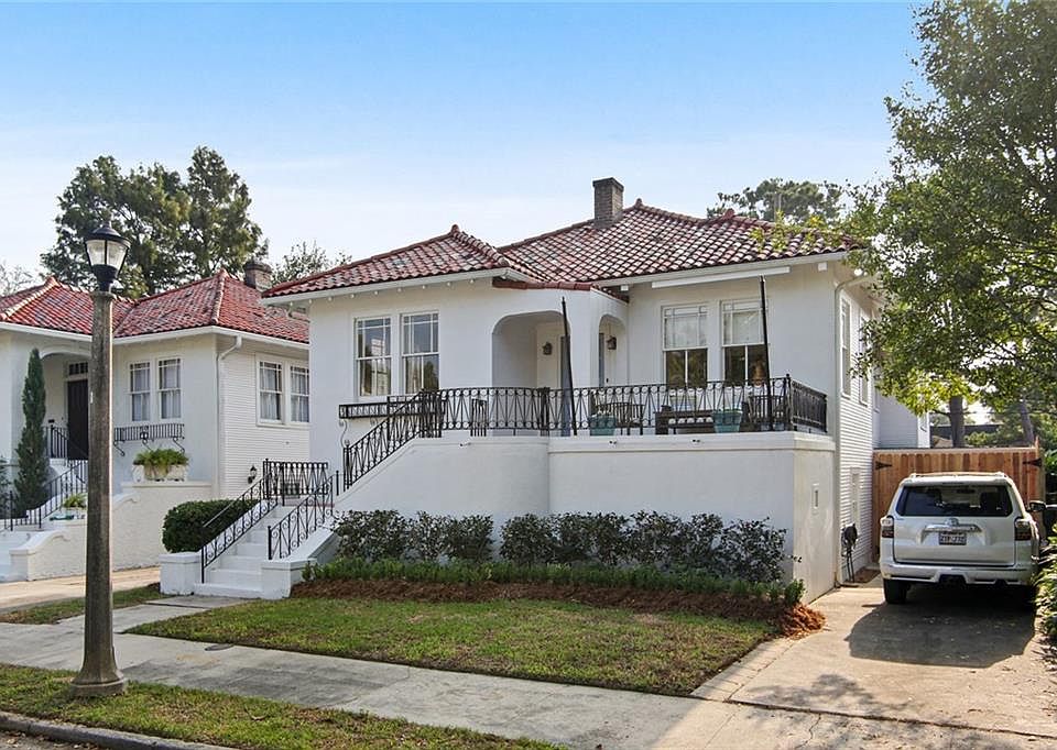 1st image of 73 Versailles Blvd