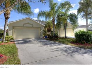 5430 Whitten Dr, Naples, FL 34104