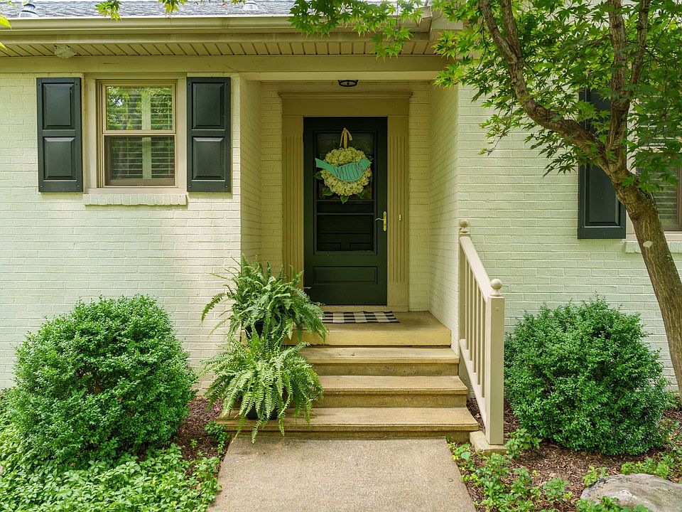 2nd image of 1434 Dogwood Rd
