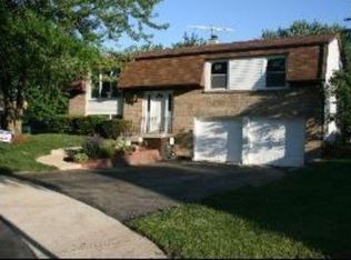 540 N Ashbury Ave, Bolingbrook, IL 60440