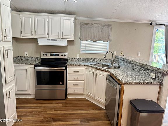 5th image of 10694 Ridgeway Cir