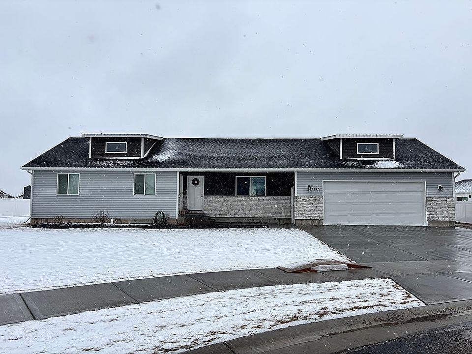 1st image of 4413 E Poppy Ln