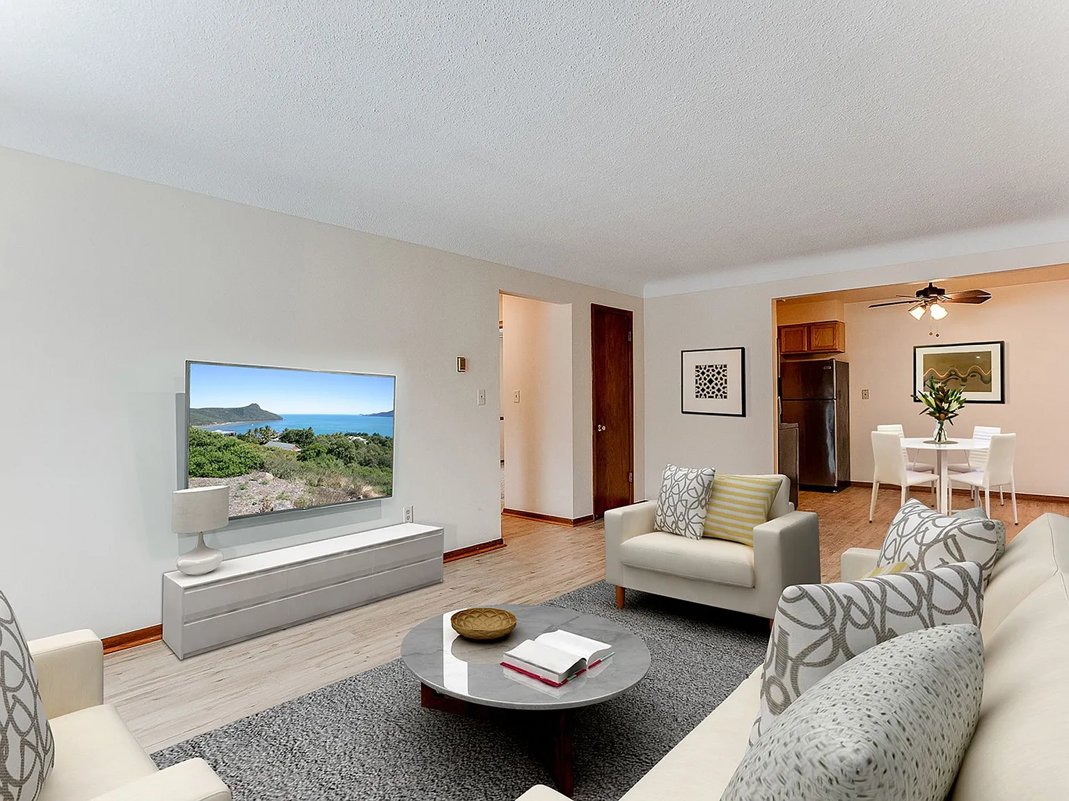 Mark Court Apartments — Photo 3