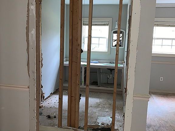 3rd image of 17 Waccamaw Cir