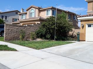 7025 Springtime Ave, Fontana, CA 92336