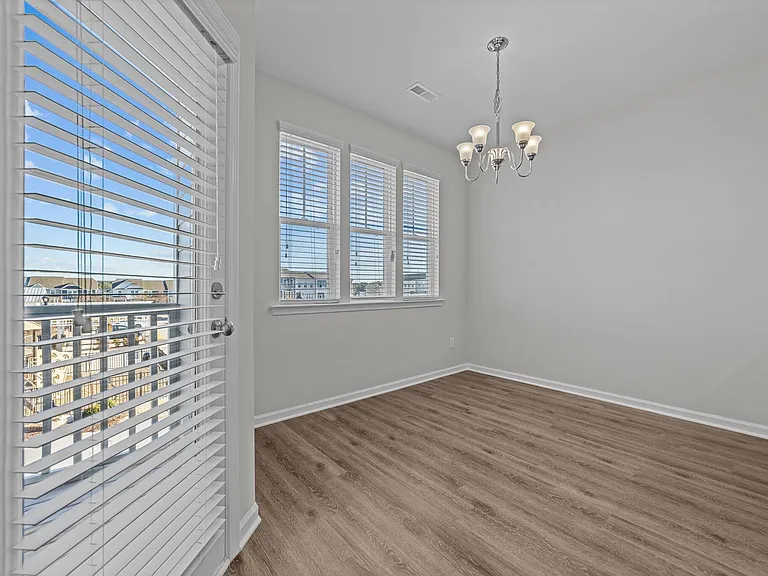 6126 Kayton St — Photo 12