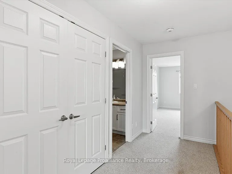 16 Ledgerock Ct — Photo 23