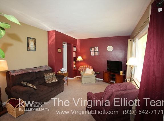 4th image of 819 W 3rd St