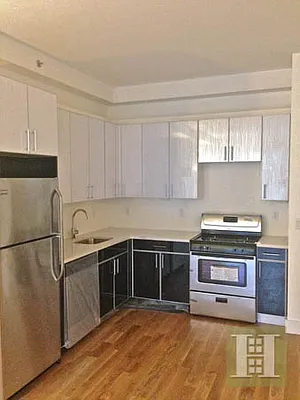 Rented by Halstead Real Estate | media 35