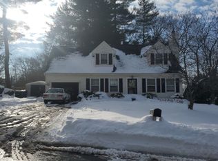 92 Tall Tree Ln, Torrington, CT 06790