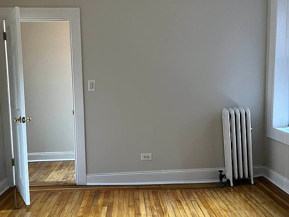 4th image of 4570 Manhattan College Pkwy APT 1C