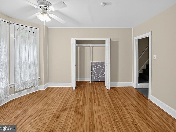 5th image of 1127 Queen St #2