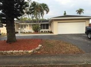 381 SW 54th Ave, Plantation, FL 33317