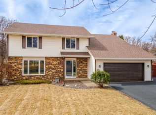 10701 Zopfi Way E, Maple Grove, MN 55369