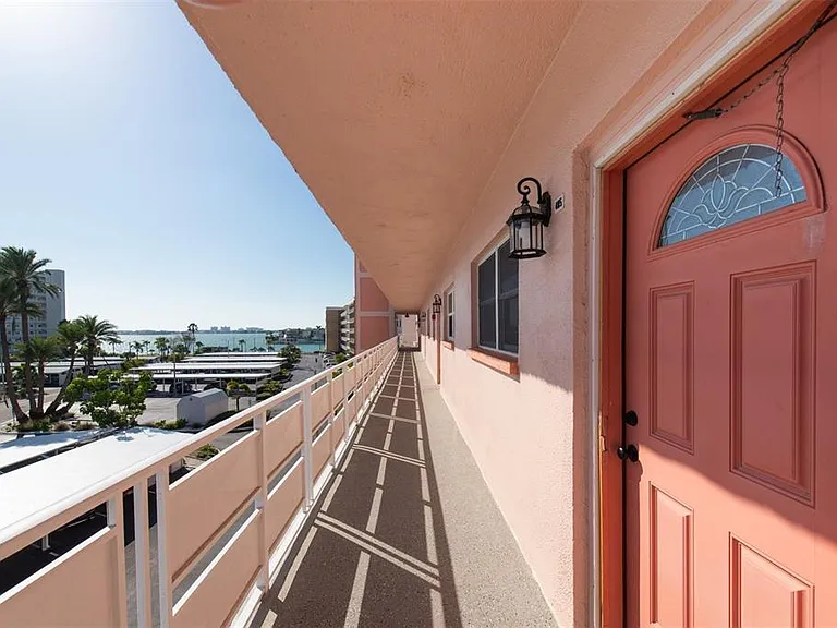 6025 Shore Blvd S #405 — Photo 24