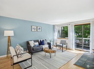9653 NE 121st Ln, Kirkland, WA 98034