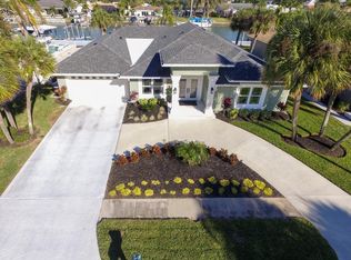 695 Island Way, Clearwater, FL 33767