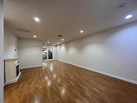 3rd image of 17151 Roscoe Blvd Unit 1