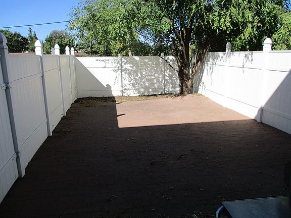 5th image of 384 15th St