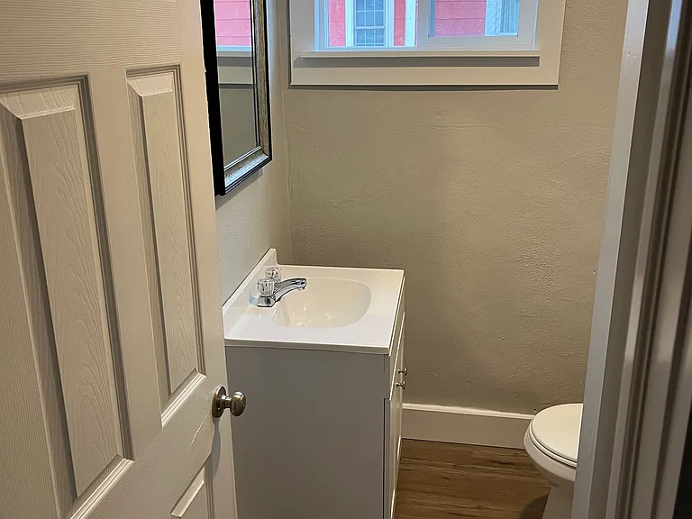 106B N Main St — Photo 5