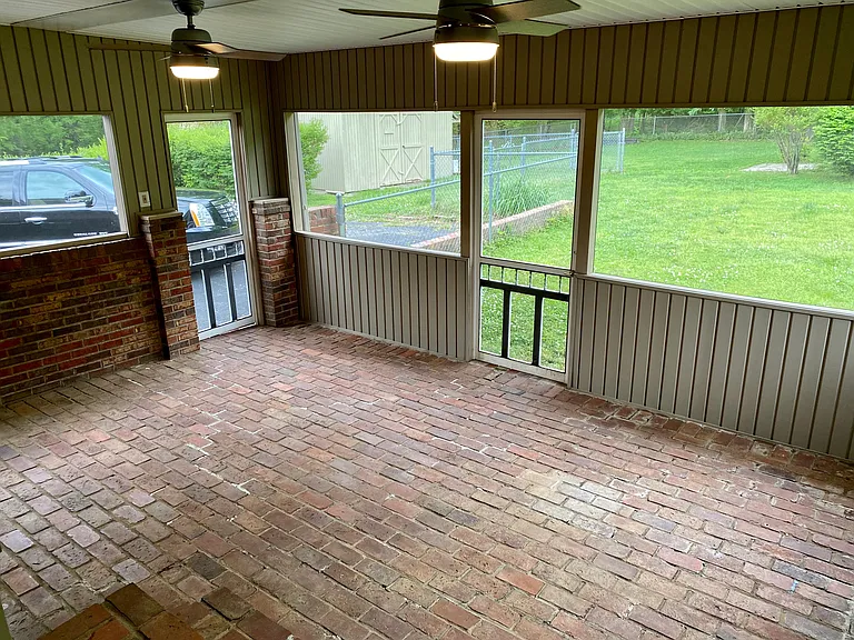 1712 Indian Hill Rd — Photo 16