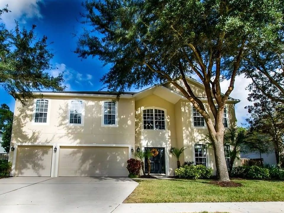 1st image of 282 Knot Hole Cir