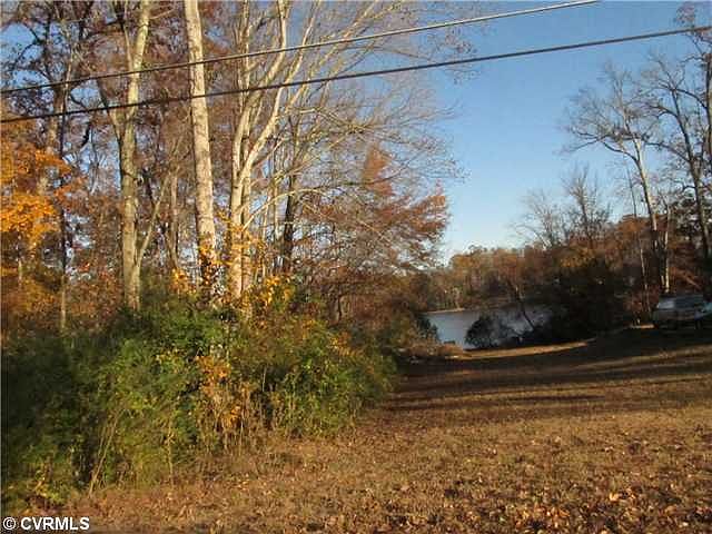 2nd image of 6248 Lakeside Dr