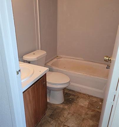 5th image of 3525 E Main St Trailer 1