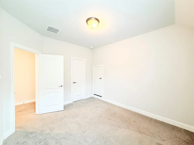 6610 Lake Oasis Dr — Photo 33