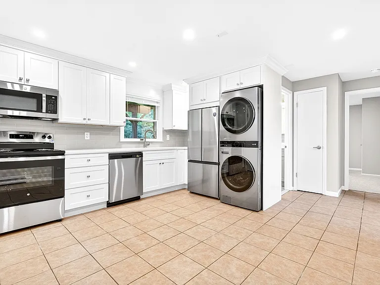 426 Riley Rd #A — Photo 3