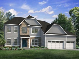 2740 Stonewall Dr #29, Center Valley, PA 18034