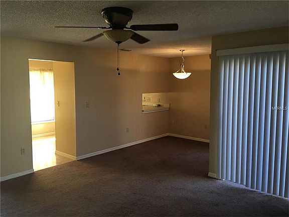 5th image of 561 Hunter Cir