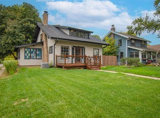 702 45th Pl, Des Moines, IA 50312