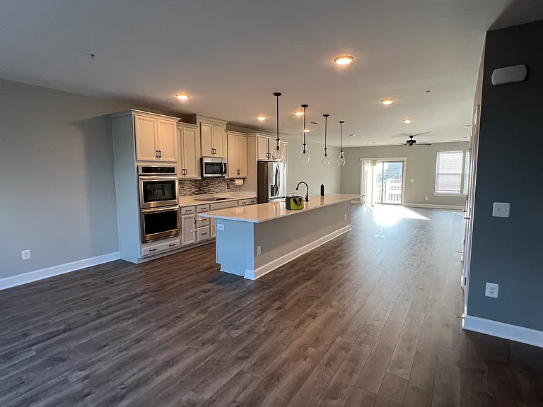 10423 Ratcliffe Trl — Photo 5