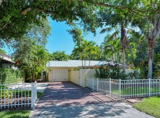 1747 Waldemere St, Sarasota, FL 34239
