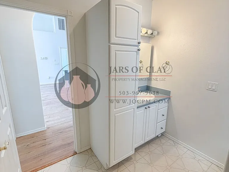 522 Inverness Dr SE — Photo 14
