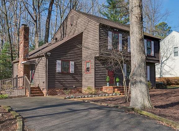 2nd image of 2319 Timberwood Pl