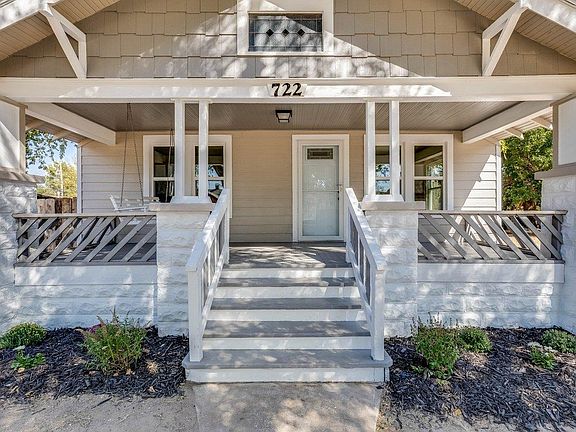 2nd image of 722 S Ida Ave