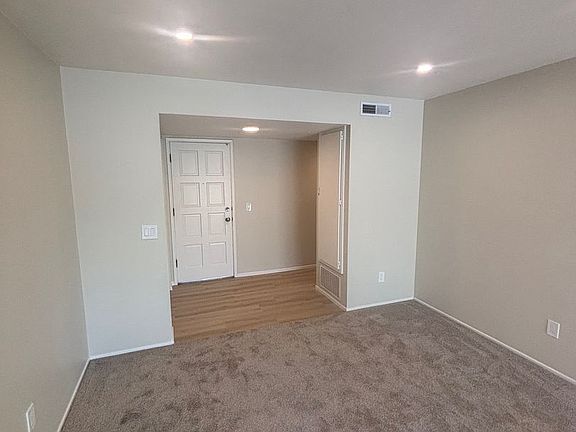 4th image of 2510 Yulupa Ave #3